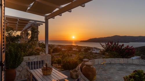 Psathi Apartment | Themonia Studios Kimolos