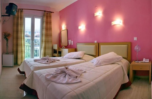 Petra Hotel | Theofilos Classic Hotel