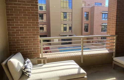Brown and Stetson Business Condo | ☆TheOldTownOmni™☆—Fabulous LUXE Loft, ResortStyle