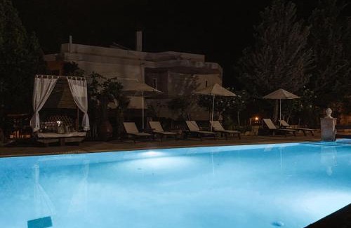 Pefkos Apartment | Theonia Villas