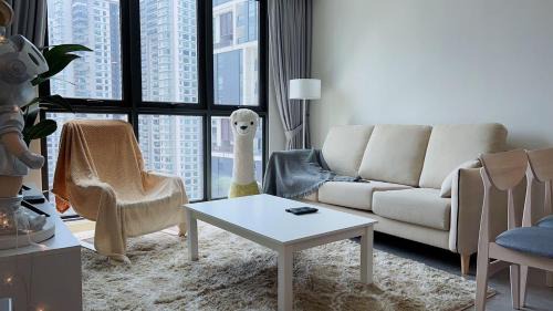 Mont Kiara Apartment | TheOoak suite 4pax cozy home stay @mont kiara