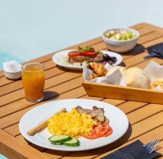 Megalochori Hotel | Thermes Luxury Villas And Spa