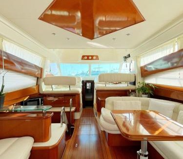 La Condamine Boat Rental | TheRock