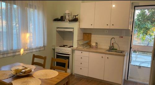 Lemnos House | Theros Garden House