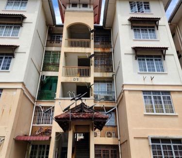 Central Seberang Perai Apartment | Thetamu Homestay مسلم Pesona