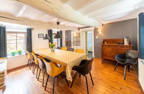 Theux House | Theux Farmhouse with Garden