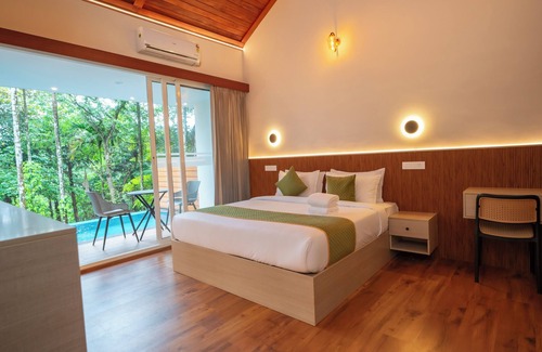 Sulthan Bathery Hotel | Theyila Wayanad