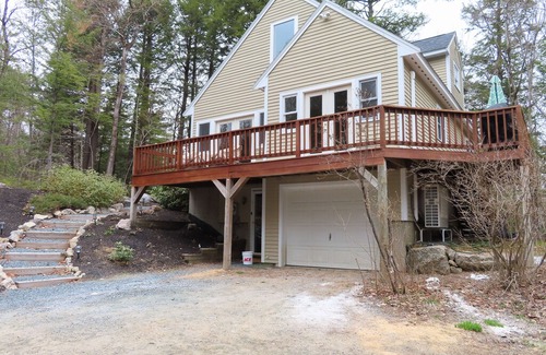 Meredith House | THI48B - Waldron Bay Vacation Rental Lake Winnisquam Beach Access