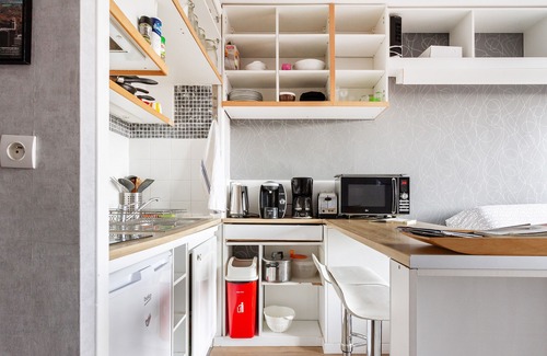 Saint Michel Apartment | Thierry's Flat Studio Saint michel station