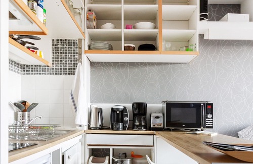 Saint Michel Apartment | Thierry's Flat Studio Saint michel station
