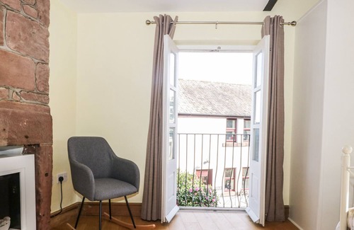 St Bees House | THIMBLE COTTAGE, pet friendly, character holiday cottage in St Bees
