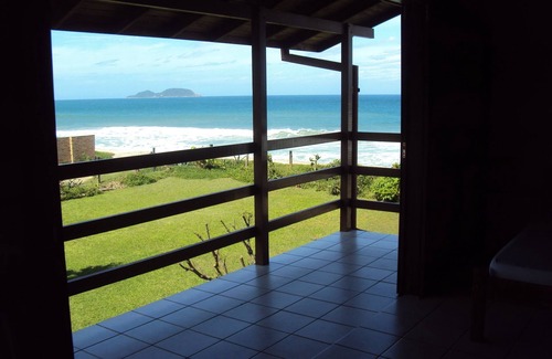 Florianopolis Apartment | Thinking about staying by the sea? Full Moon Address.