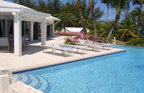 North Palmetto Point House | Thinking of Paradise? Think of Helios House, Eleuthera, Bahamas!