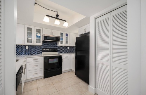 Butler Beach Condo | Third-floor Condo with Patio, Pool, Beach Access, Tennis.