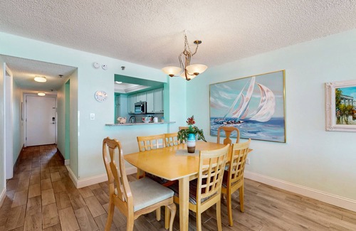 Indian Shores Condo | Third Floor, Oceanfront Condo w/Shared Pool, Ocean View, & Private Washer/Dryer