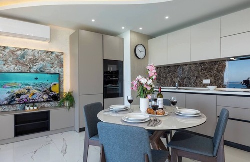 Qawra Apartment | This apartment is a 1 bedroom(s), 1 bathrooms, located in San Pawl il-Baħar, null.