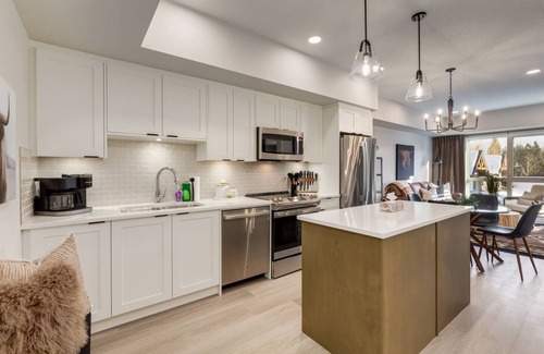 Dead Man's Flats Apartment | This apartment is a 1 bedroom(s), 1 bathrooms, located in Dead Man's Flats, AB.