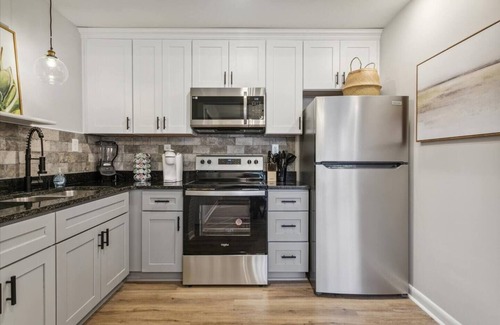 Hampton Apartment | This apartment is a 1 bedroom(s), 1 bathrooms, located in Hampton, VA.