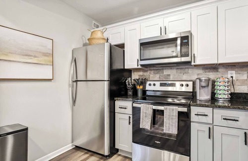Hampton Apartment | This apartment is a 1 bedroom(s), 1 bathrooms, located in Hampton, VA.