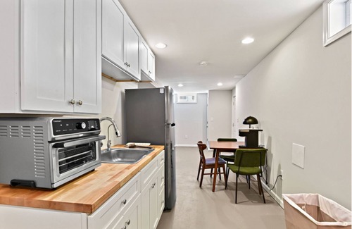 Leesburg Apartment | This apartment is a 1 bedroom(s), 1 bathrooms, located in Leesburg, VA.