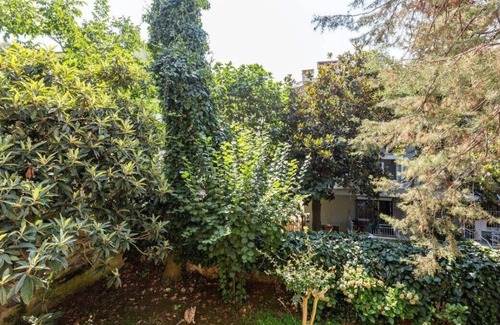 Emirgan Mahallesi Apartment | This apartment is a 2 bedroom(s), 1 bathrooms, located in Sarıyer, İstanbul.