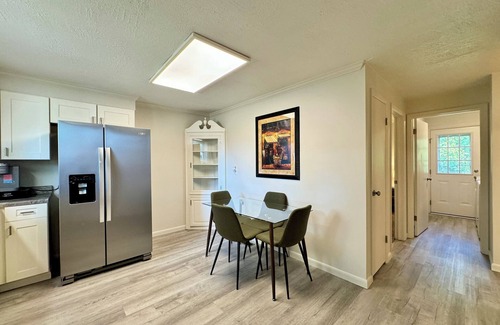 Marion Apartment | This apartment is a 3 bedroom(s), 1 bathrooms, located in Marion, IN.