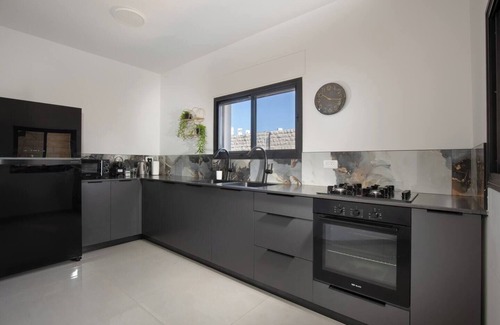 Tiberias Apartment | This apartment is a 3 bedroom(s), 2 bathrooms, located in Tiberias, North District.