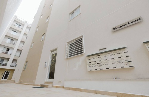 Tower Road Apartment | This apartment is a 1 bedroom(s), 1 bathrooms, located in Tas-Sliema, null.