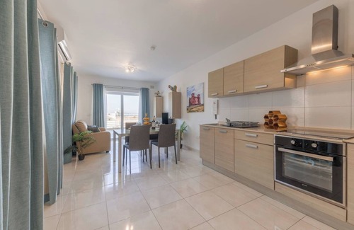 Ta' Pennellu Apartment | This apartment is a 2 bedroom(s), 2 bathrooms, located in Il-Mellieħa, null.