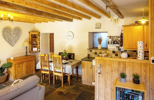 Sneaton House | This barn is a 1 bedroom(s), 1 bathrooms, located in Sneatonthorpe, England.