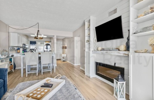 Ocean Cay Condo | This beautiful condominium has it all! Corner Unit! Dog Friendly!