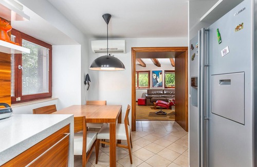 Sveti Vid Dobrinjski House | This charming vacation home is located in a small village in the middle of the island of Krk.