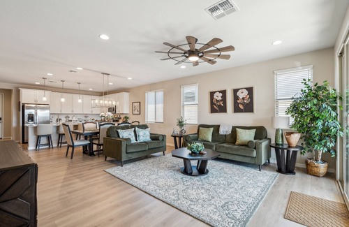 Gold Canyon House | This charming, single-level home in Gold Canyon is your ticket to comfort & ease
