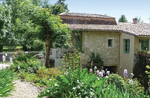 Eymet House | This charming vacation property with private pool enjoys a rural idyll in the Dordogne.