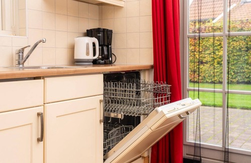 Wierden House | This comfortable luxury villa is located in the vacation park Buitengoed Het Lageveld. Next to the park is a swimming lake (36 ha) - a swimming and recreational paradise in the summer months.