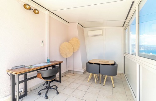 Roquebrune-Cap-Martin Condo | This condominium is a 1 bedroom(s), 1 bathrooms, located in Roquebrune-Cap-Martin, Provence-Alpes-Côte d'Azur.