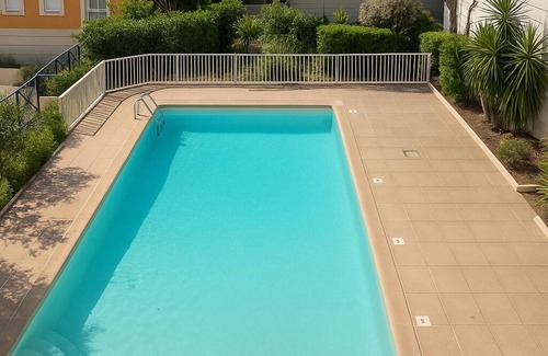 French Riviera Condo | This condominium is a 1 bedroom(s), 1 bathrooms, located in Beausoleil, AL.
