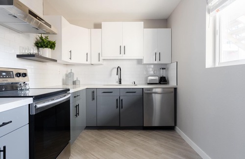 Encanto Condo | This condominium is a 2 bedroom(s), 2 bathrooms, located in Phoenix, AZ.