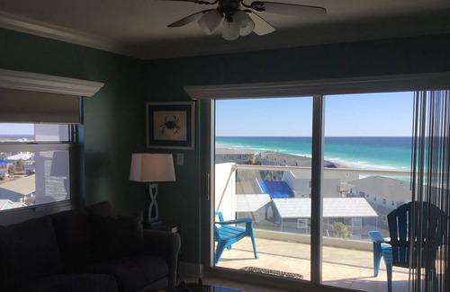 Pensacola Beach Condo | This Corner Condo with Panoramic views will take your breath away