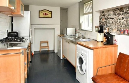 Broadstairs Cottage | This cottage is a 4 bedroom(s), 2 bathrooms, located in Broadstairs, England.