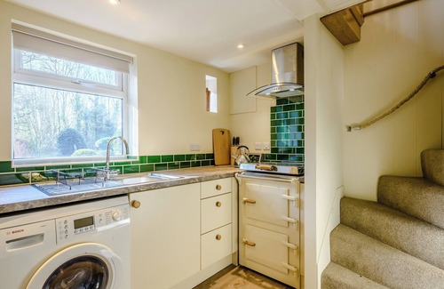 Swannington Cottage | This family cottage is perfect for exploring Norwich, the Broads and the coast.