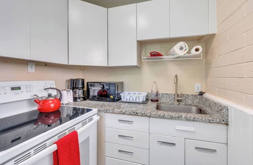 East Central Apartment | This fourplex is a 1 bedroom(s), 1 bathrooms, located in Salt Lake City, UT.