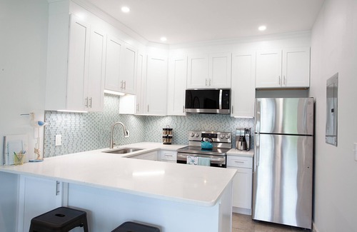 Crystal Beach Condo | This Highly Rated and Newly Updated Condo Is Just Steps to Crystal Beach!