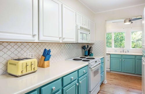 Duck House | This Home Has It All! Location, Amenities, & More!