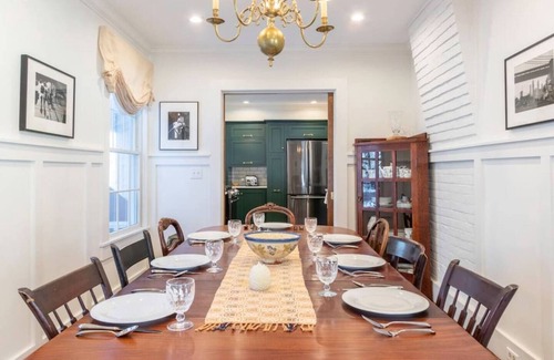 Manchester House | This house is a 2 bedroom(s), 2.5 bathrooms, located in Manchester, VT.