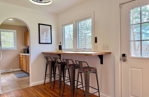 Oneonta House | This house is a 2 bedroom(s), 1 bathrooms, located in Oneonta, NY.