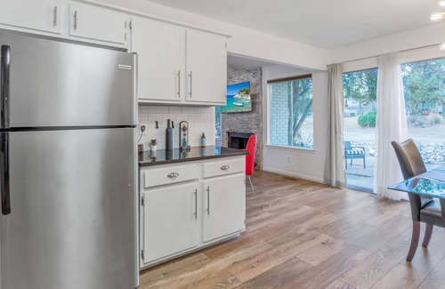 Central Oklahoma City House | This house is a 2 bedroom(s), 1.5 bathrooms, located in Oklahoma City, OK.