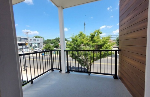Asbury Park House | This house is a 3 bedroom(s), 2.5 bathrooms, located in Asbury Park, NJ.
