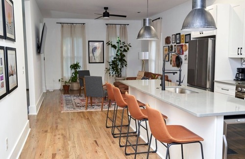 Atlanta House | This house is a 3 bedroom(s), 3 bathrooms, located in Atlanta, GA.