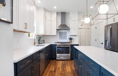 Holland House | This house is a 4 bedroom(s), 2.5 bathrooms, located in Holland, MI.